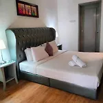 M3 Suite And Service Time Square Kl