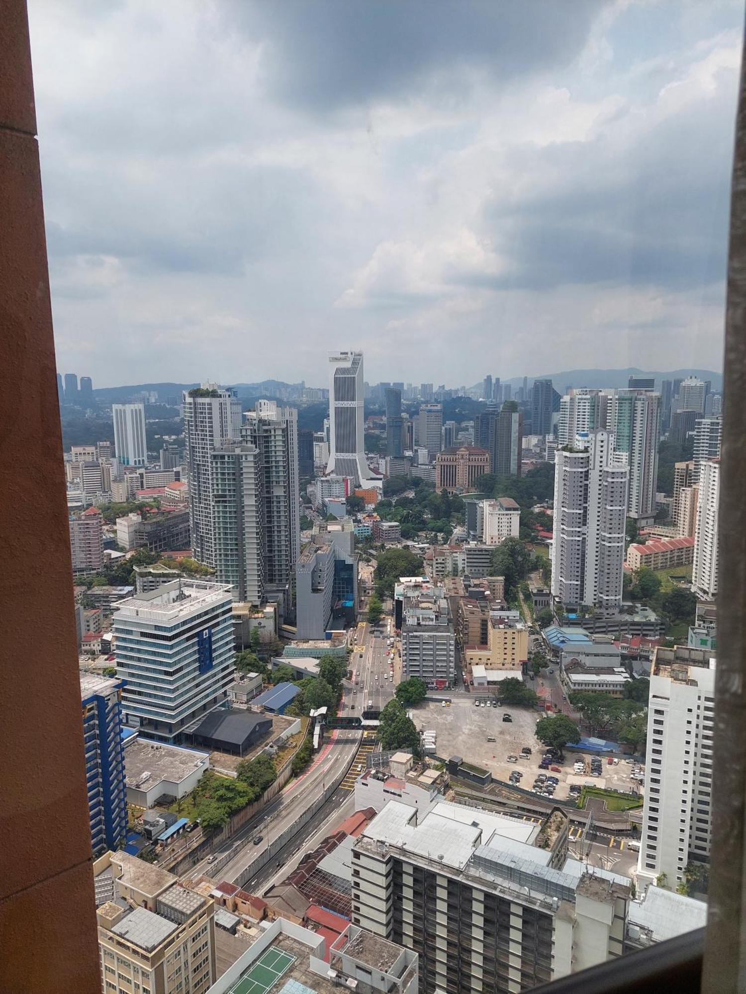 M3 And Service Time Square Kl *